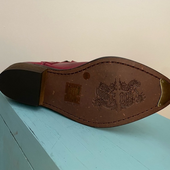 COPY - 🛍️2XHP🛍️ NIB LUCKY BRAND Red Western Boots - Picture 10 of 11